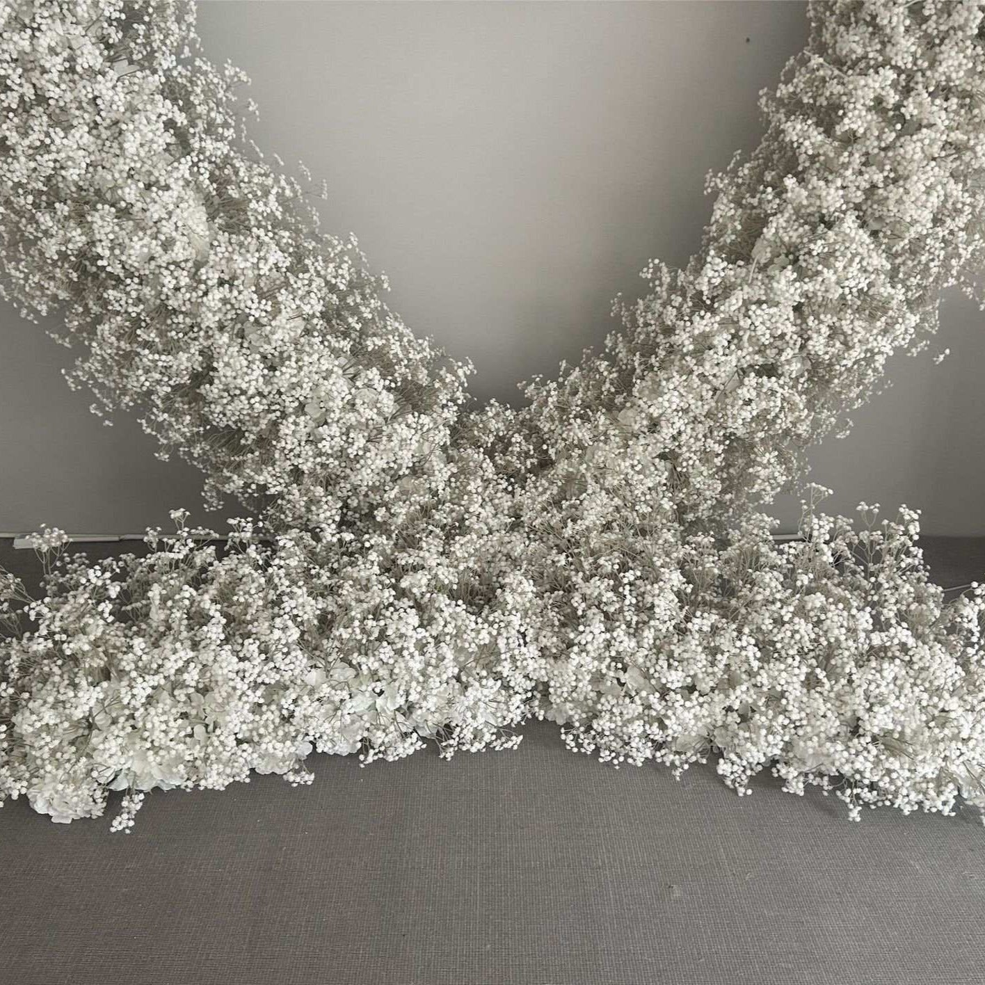 'Baby's Breath' White Freestanding Floral Heart With Stand