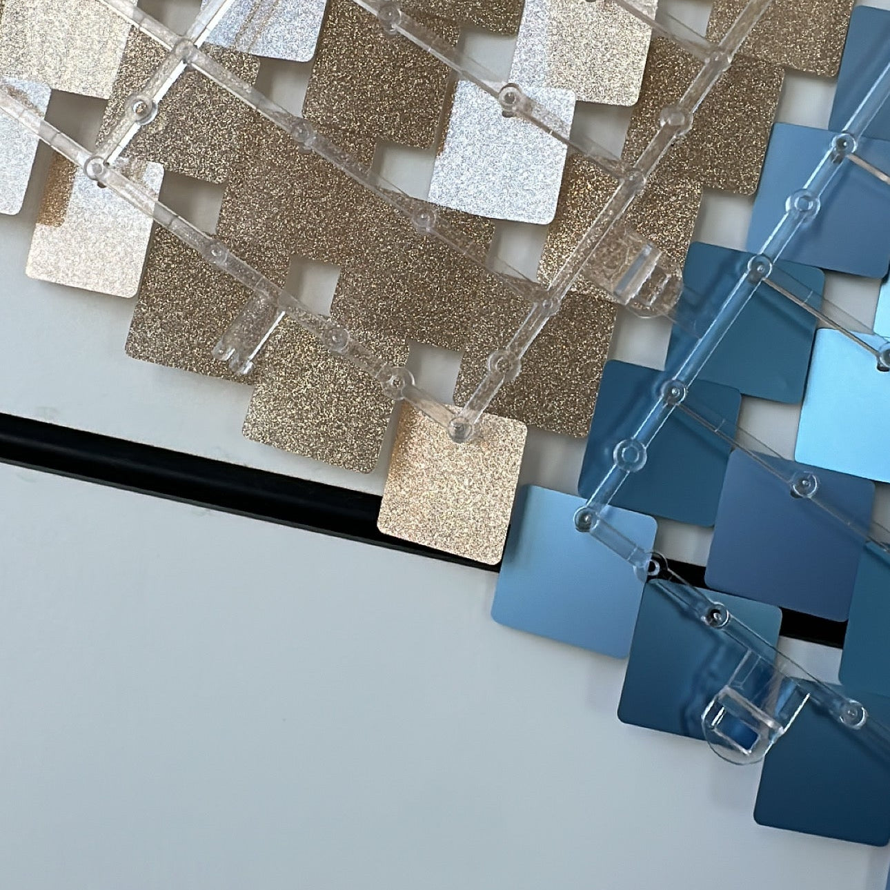Mirror 'Rose Gold' Sequin Wall - 49 Panels