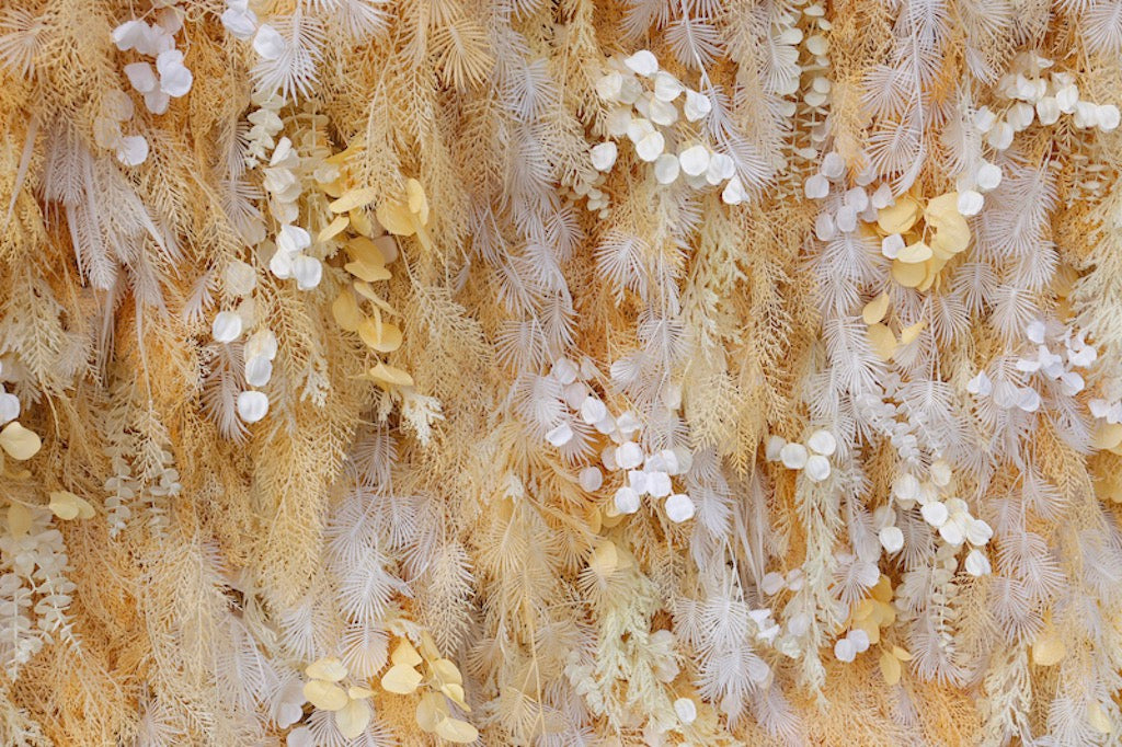 5D Luxury Faux Gold/White Pampas Wall - Cloth Backed