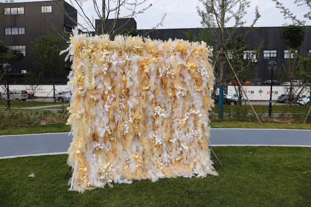 5D Luxury Faux Gold/White Pampas Wall - Cloth Backed