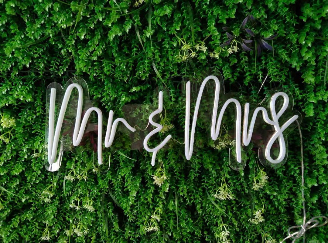 Mr & Mrs Neon Sign in Cool or Warm White